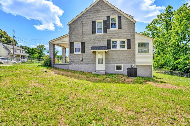 1228 Thomas AVE, Roanoke, VA 24017