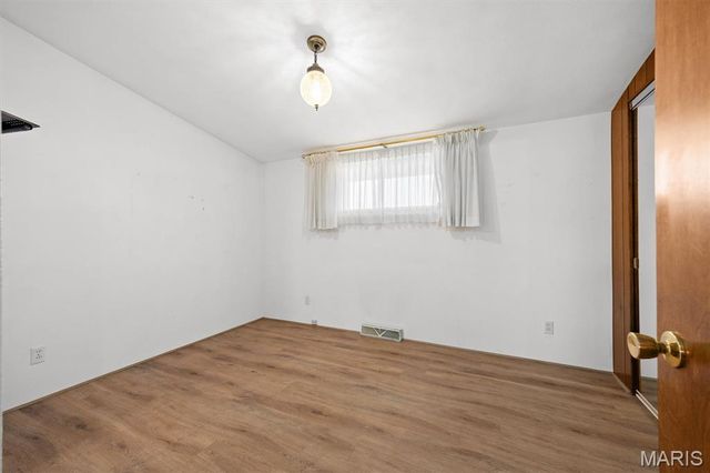 595 W 4th Street, Trenton, IL 62293