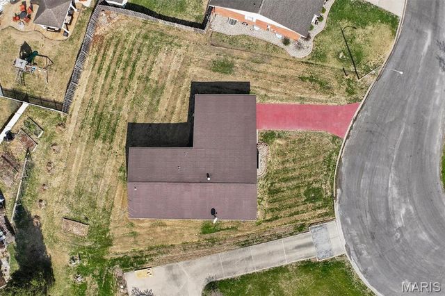 595 W 4th Street, Trenton, IL 62293