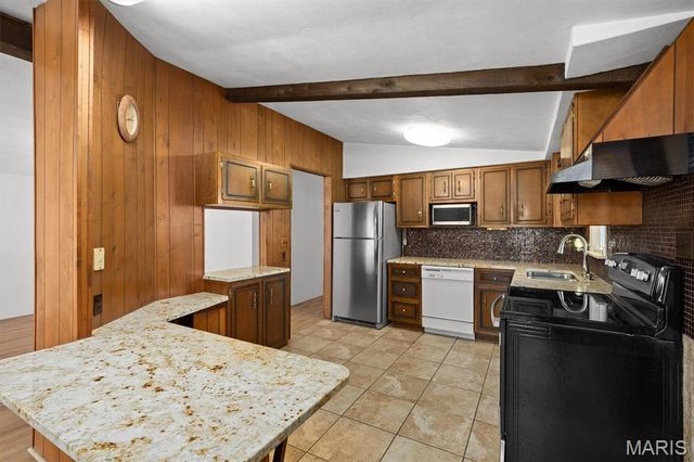 595 W 4th Street, Trenton, IL 62293