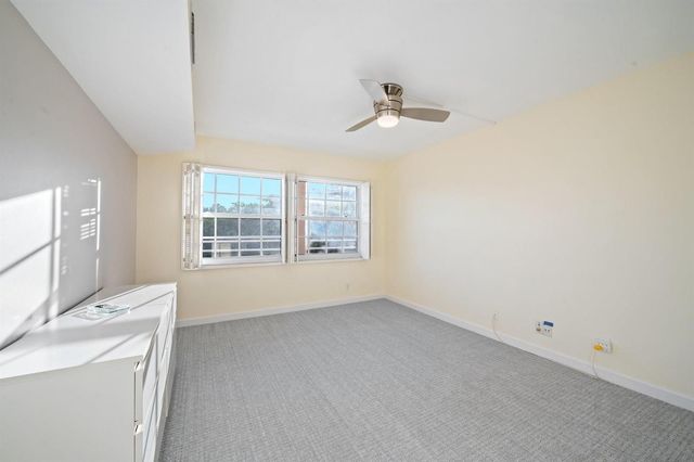3900 Oaks Clubhouse Drive 310, Pompano Beach, FL 33069