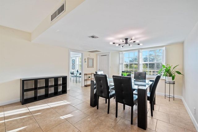 3900 Oaks Clubhouse Drive 310, Pompano Beach, FL 33069