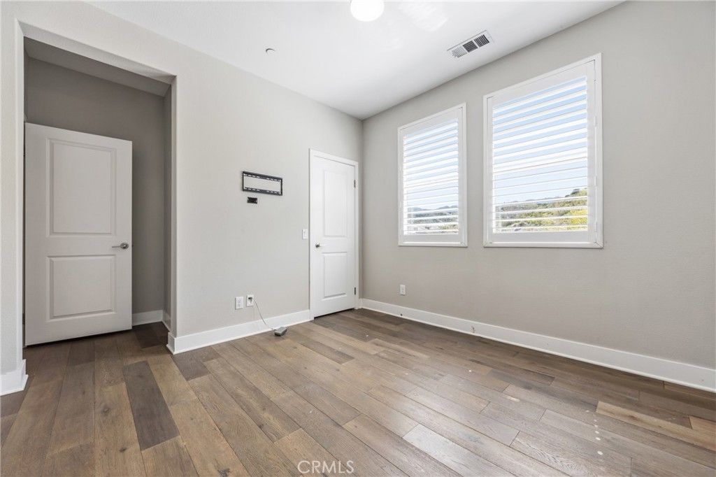 Image 23 of property listing at 25251 Golden Maple, Canyon Country, CA 91387