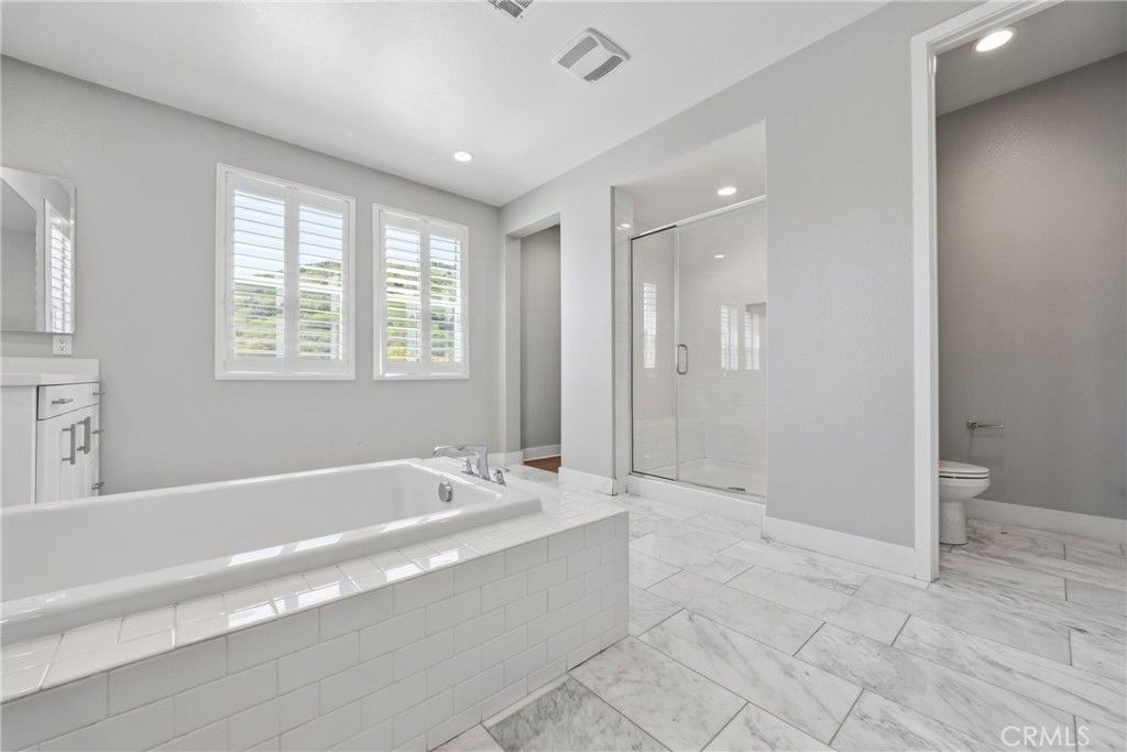 Image 30 of property listing at 25251 Golden Maple, Canyon Country, CA 91387