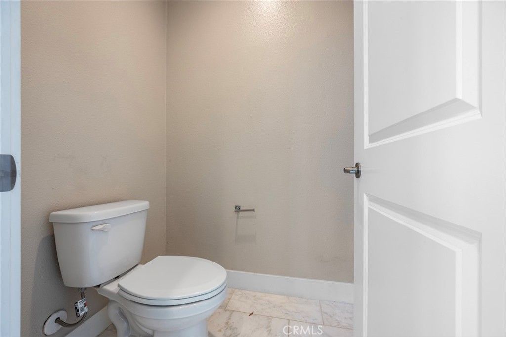 Image 31 of property listing at 25251 Golden Maple, Canyon Country, CA 91387