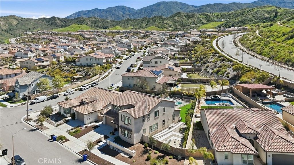 Image 41 of property listing at 25251 Golden Maple, Canyon Country, CA 91387