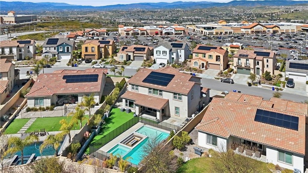 Image 43 of property listing at 25251 Golden Maple, Canyon Country, CA 91387