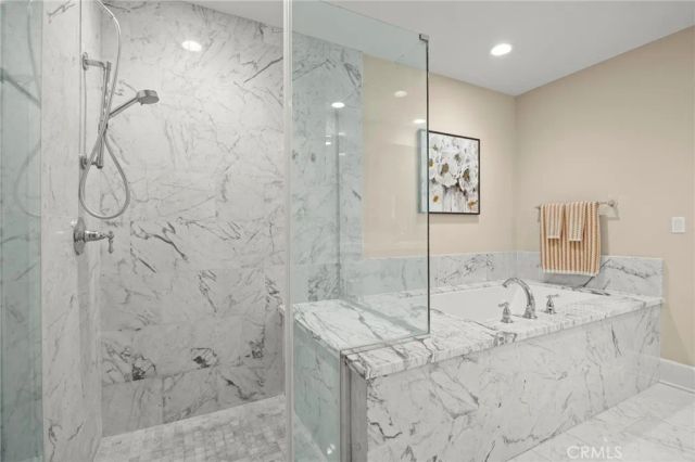 23500 Park Sorrento H32, Calabasas, CA 91302