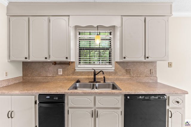 636 Smithville Church Road, Warner Robins, GA 31088