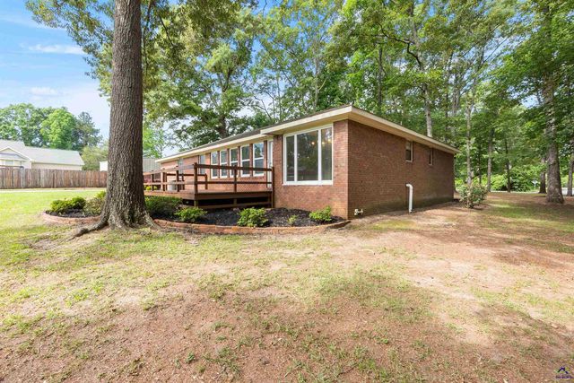 636 Smithville Church Road, Warner Robins, GA 31088