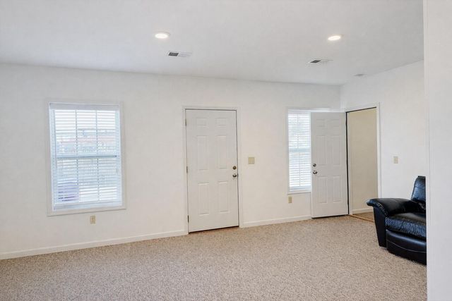 220 Oak Ridge Drive, Frankfort, KY 40601