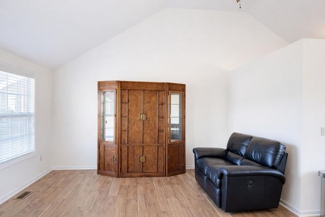 220 Oak Ridge Drive, Frankfort, KY 40601