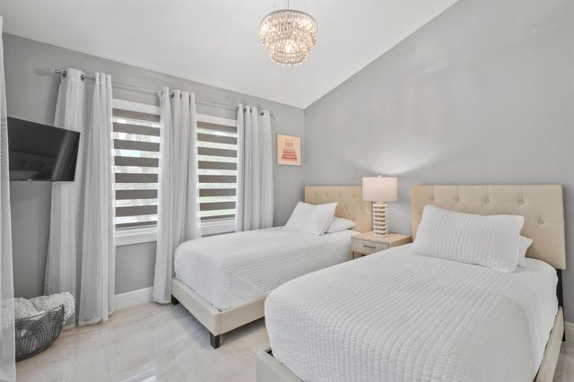 7101 W Lake Drive, Lake Clarke Shores, FL 33406