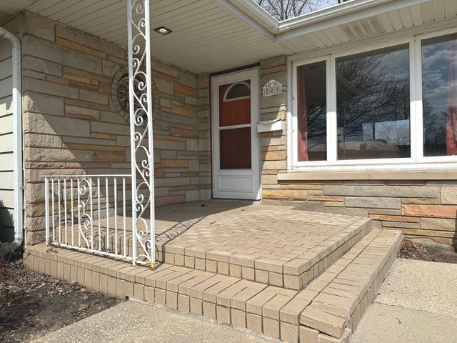 505 W Brookmont Boulevard, Bradley, IL 60915