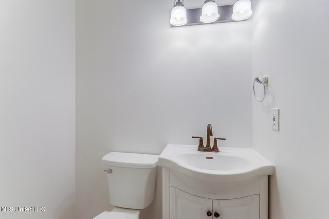 26 Scott Station Cove, Long Beach, MS 39560