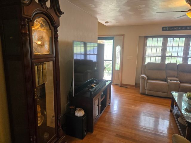 2143 Blue Ridge Springs RD, Blue Ridge, VA 24064
