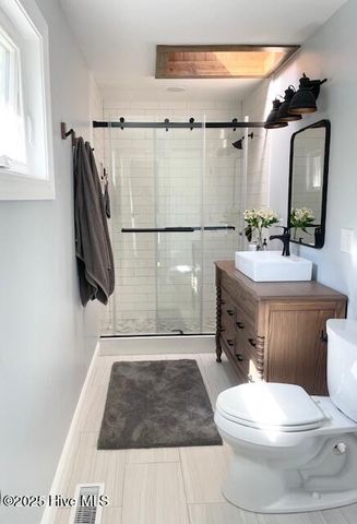 93 Maple Leaf Lane, Snow Hill, NC 28580