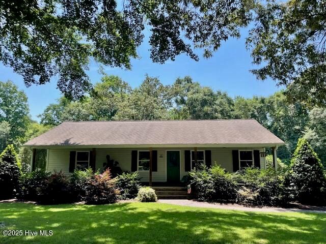 93 Maple Leaf Lane, Snow Hill, NC 28580