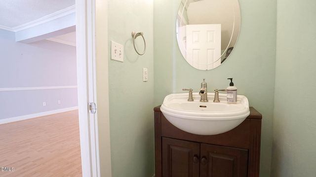 1427 Quarter Point, Raleigh, NC 27615