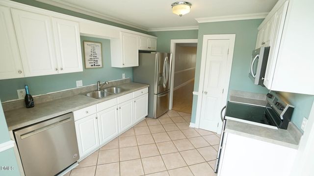 1427 Quarter Point, Raleigh, NC 27615