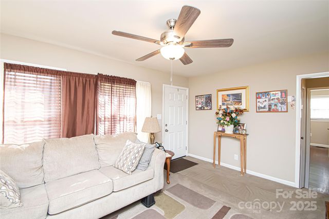 1741 Dallas Avenue, Charlotte, NC 28205