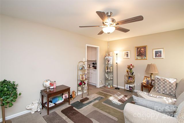 1741 Dallas Avenue, Charlotte, NC 28205