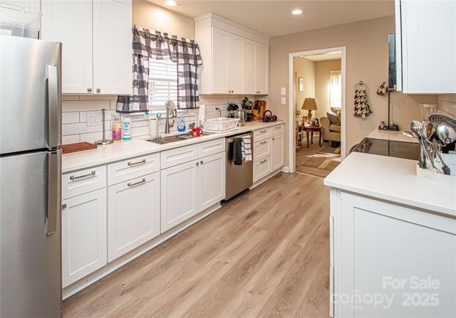 1741 Dallas Avenue, Charlotte, NC 28205