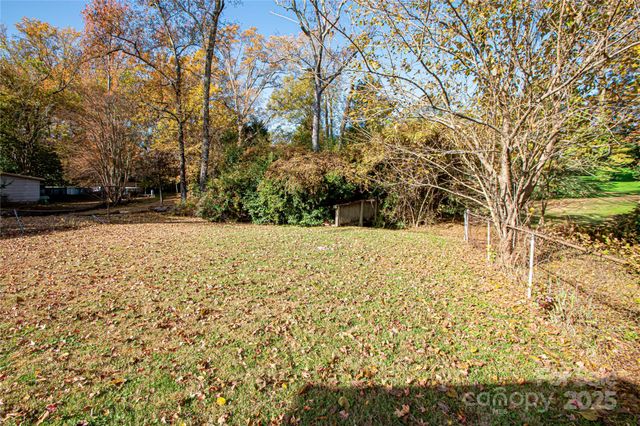 1741 Dallas Avenue, Charlotte, NC 28205