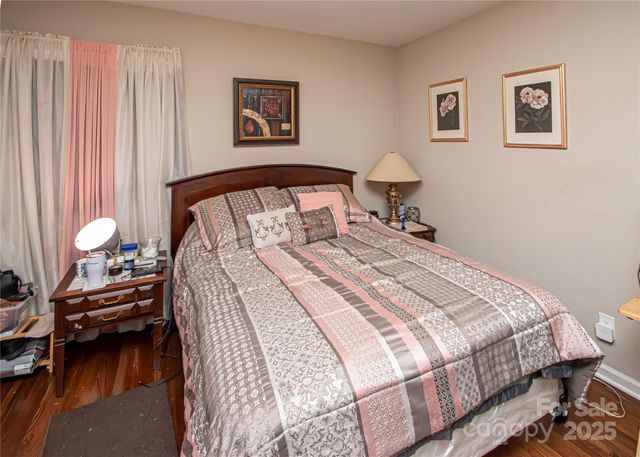 1741 Dallas Avenue, Charlotte, NC 28205