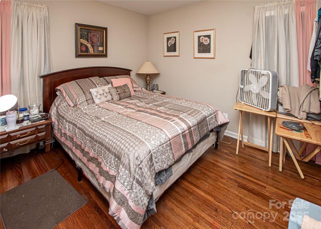 1741 Dallas Avenue, Charlotte, NC 28205