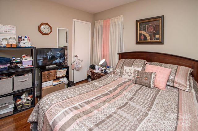 1741 Dallas Avenue, Charlotte, NC 28205