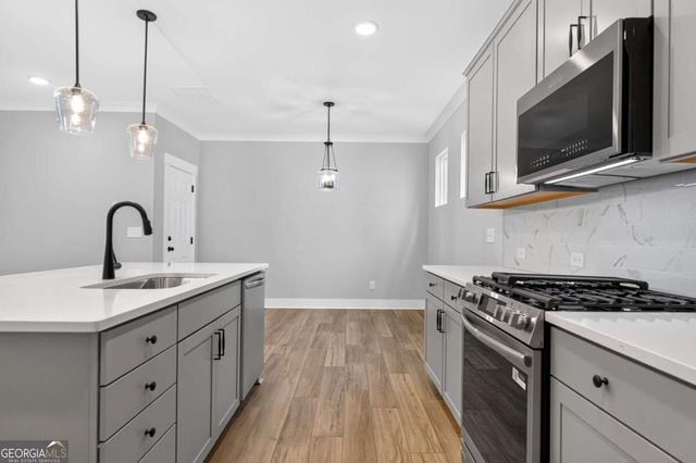 143 Marble Tree Way, Ball Ground, GA 30107
