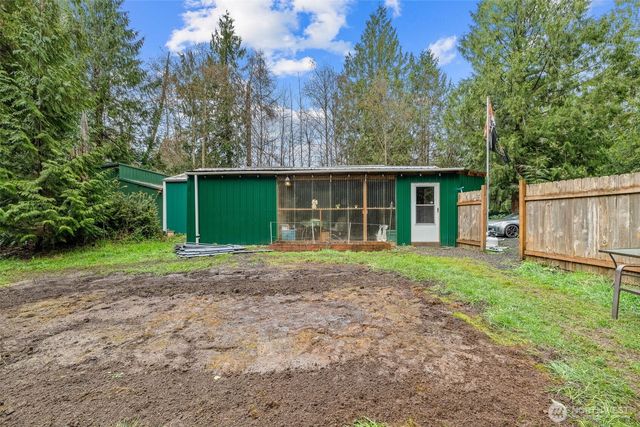 81 E Burrows Lane, Shelton, WA 98584