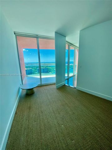 300 S Pointe Dr 3204, Miami Beach, FL 33139