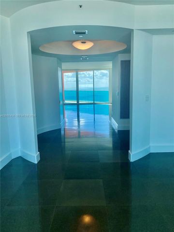 300 S Pointe Dr 3204, Miami Beach, FL 33139