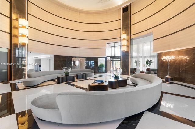 300 S Pointe Dr 3204, Miami Beach, FL 33139