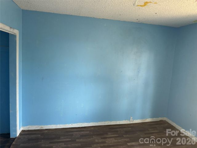 81 Eastview Circle, Asheville, NC 28806
