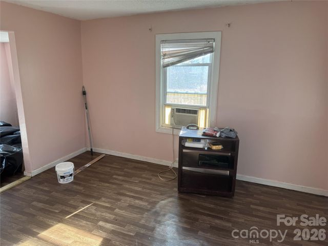81 Eastview Circle, Asheville, NC 28806