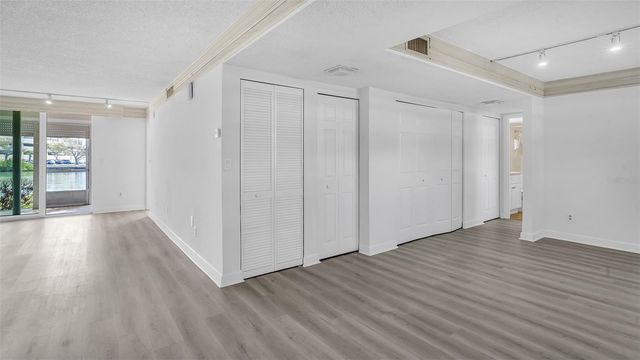 7405 BAY ISLAND DRIVE S 121, South Pasadena, FL 33707