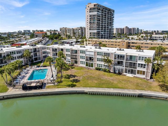 7405 BAY ISLAND DRIVE S 121, South Pasadena, FL 33707