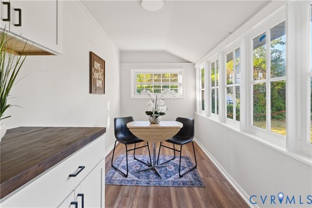 26 Marshall Ave, Colonial Beach, VA 22443