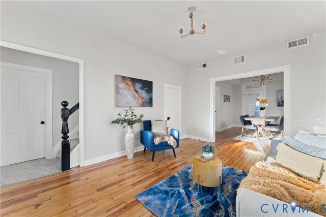 26 Marshall Ave, Colonial Beach, VA 22443
