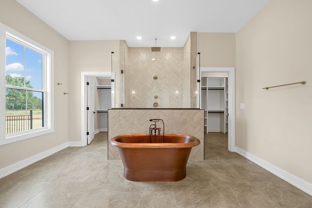 3712 Budds Creek Rd, Palmyra, TN 37142