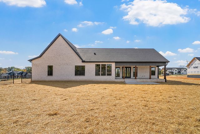 3712 Budds Creek Rd, Palmyra, TN 37142