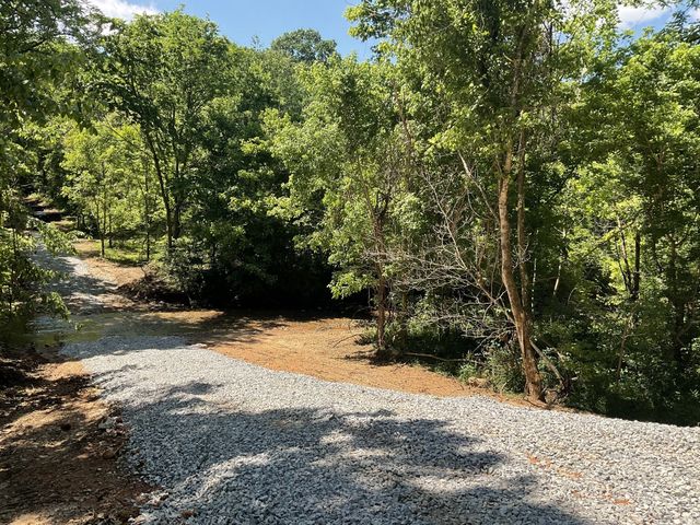 3712 Budds Creek Rd, Palmyra, TN 37142