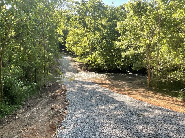3712 Budds Creek Rd, Palmyra, TN 37142