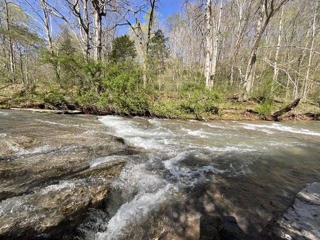 3712 Budds Creek Rd, Palmyra, TN 37142