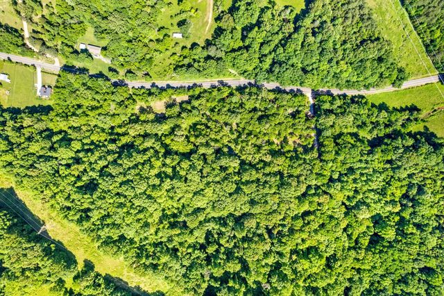 3712 Budds Creek Rd, Palmyra, TN 37142
