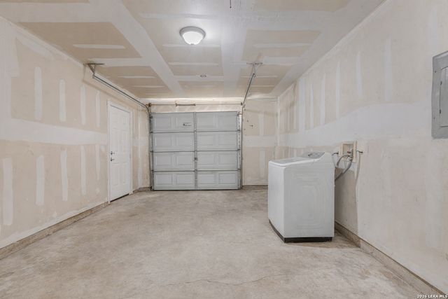 8501 Spotted Deer, San Antonio, TX 78242