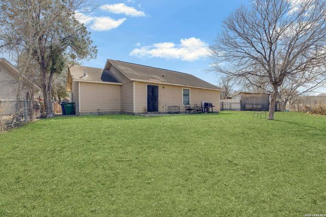 8501 Spotted Deer, San Antonio, TX 78242